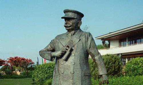 MenuGrafZeppelinFigur.jpg