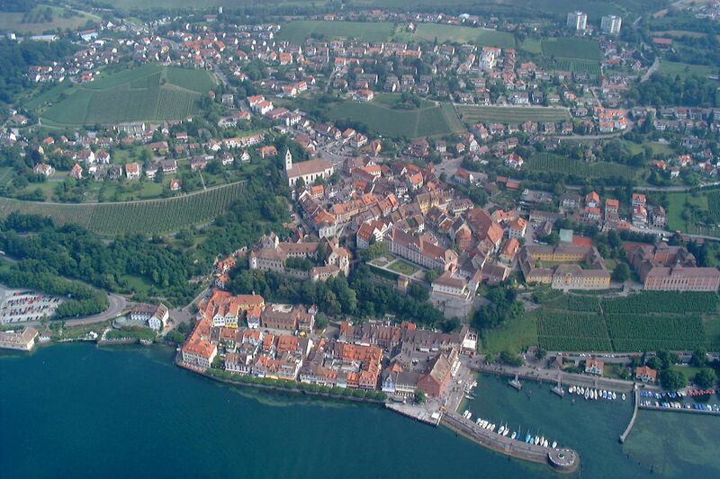 2002-Zeppelinfahrt-107-Meersburg.jpg