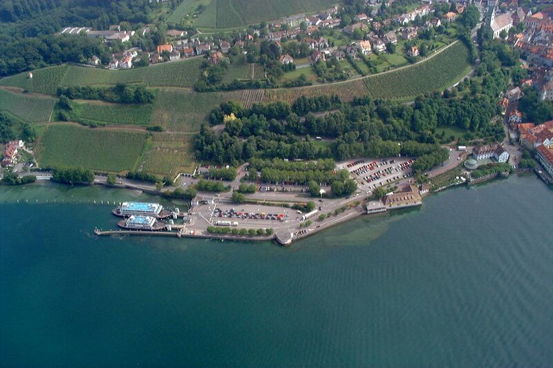 2002-Zeppelinfahrt-103-Meersburg-Fähre.jpg