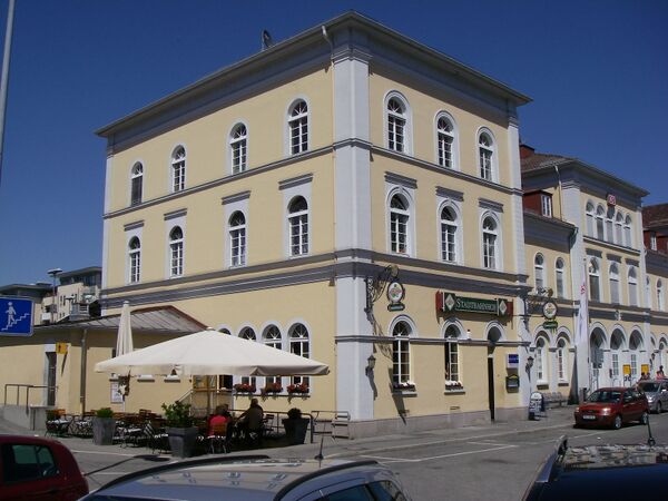 Friedrichshafen-Stadtbahnhofsfluegel.JPG