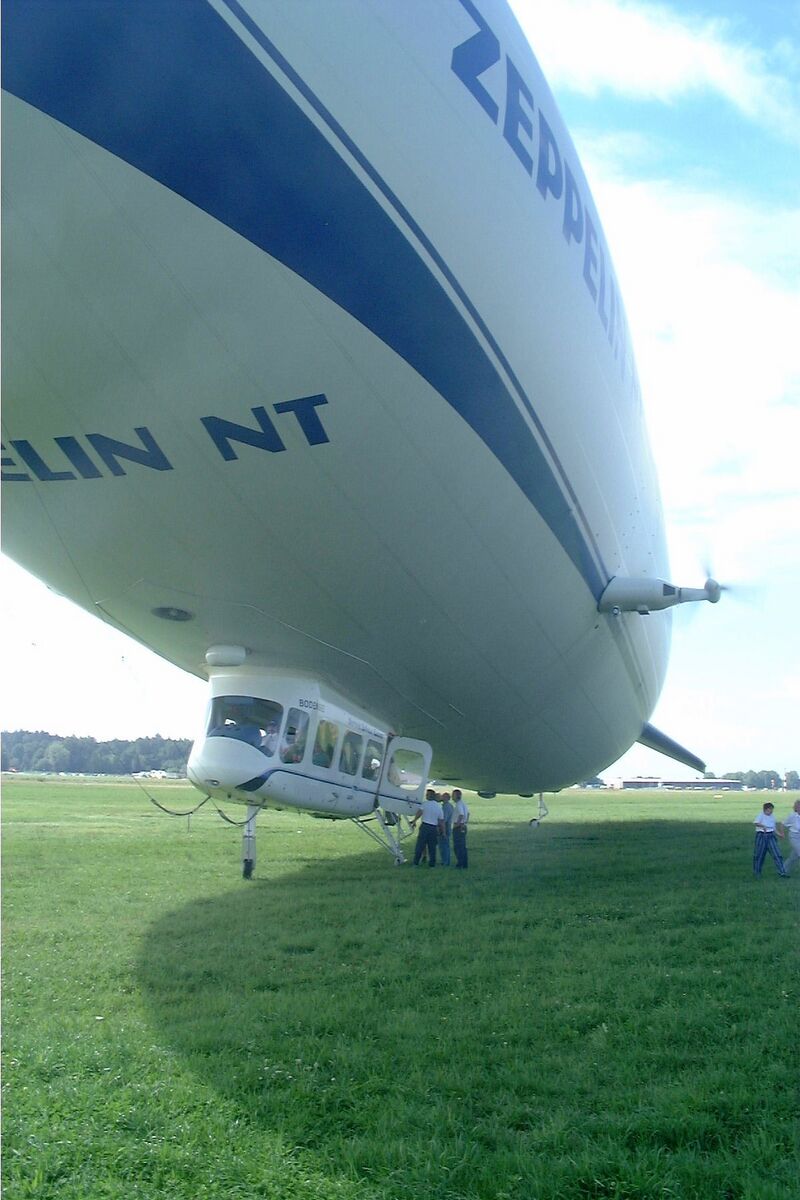 2002-Zeppelinfahrt-146-Zeppelin-NT.jpg