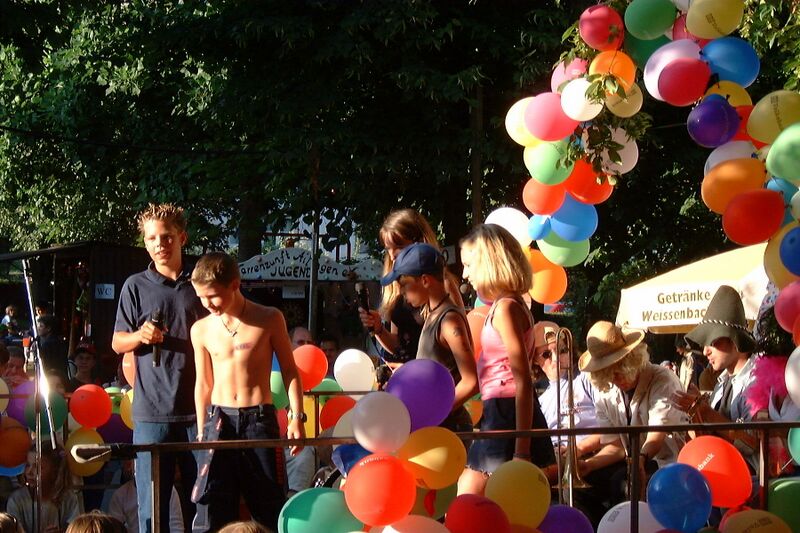 Datei:2000-Kinder-Karaoke-Show Ailingen - 35.jpg