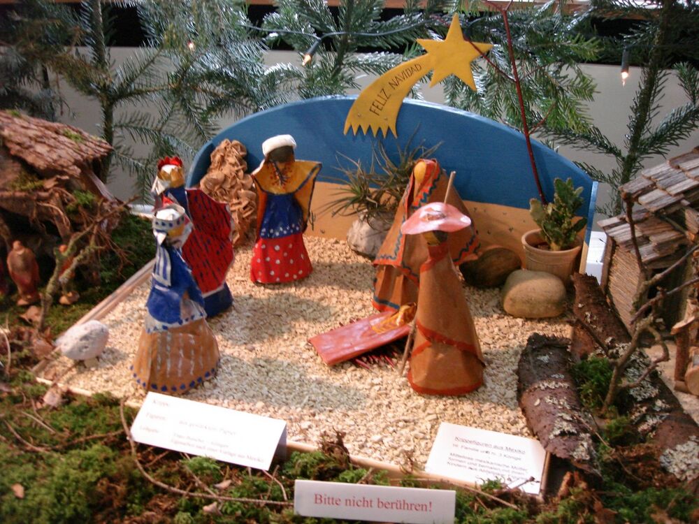 2008-Krippen-Ausstellung-Ailingen - 48.jpg
