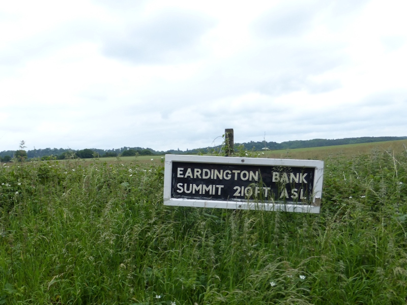 File:Eardington Bank Summit 20150614.jpg