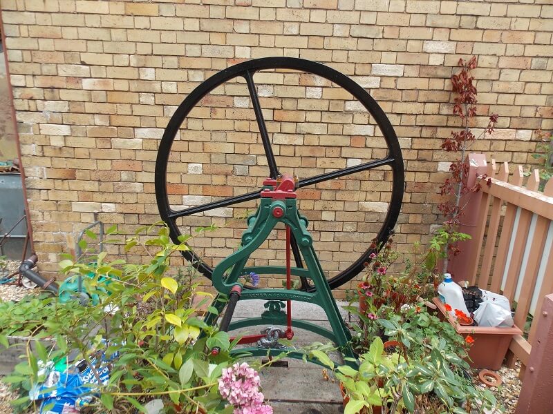 File:Hampton Loade water pump 1.jpg