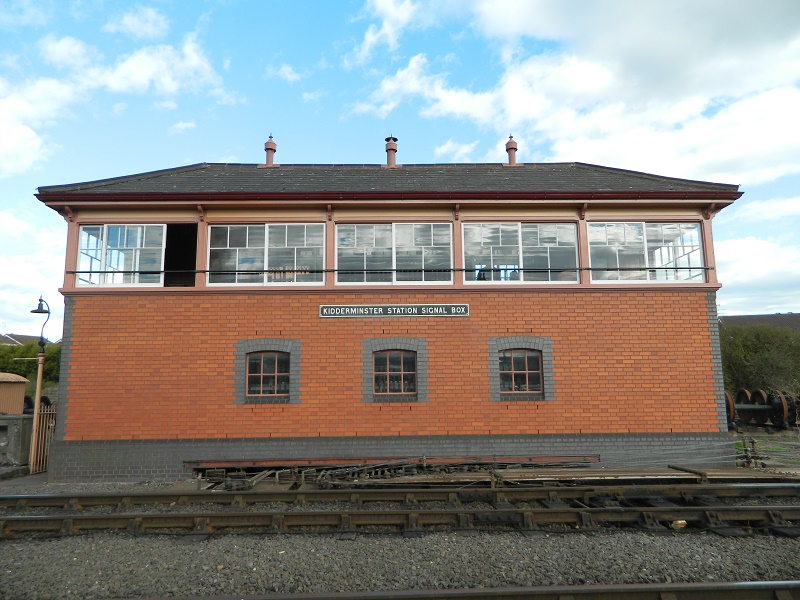 File:Kidderminster signal box.jpg