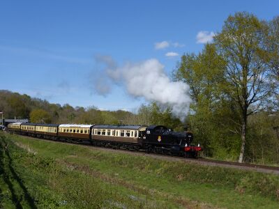 2015: 4566 with the Severn Valley Limited at Highley