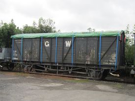 GWR 112889 Mink 'G' Covered Goods Van.jpg