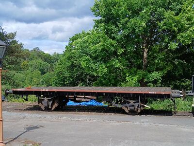 B906825 (2025)