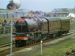 LMS 6201 Princess Elizabeth with LMS carriages 14241 (NRM collection) and 26921 (SVR)