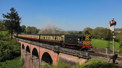 2018: D3586 hauling the passenger train (Photo: Liam Marsh)